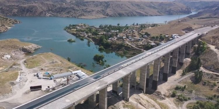Karslıların gözü kulağı Karakurt yolunda