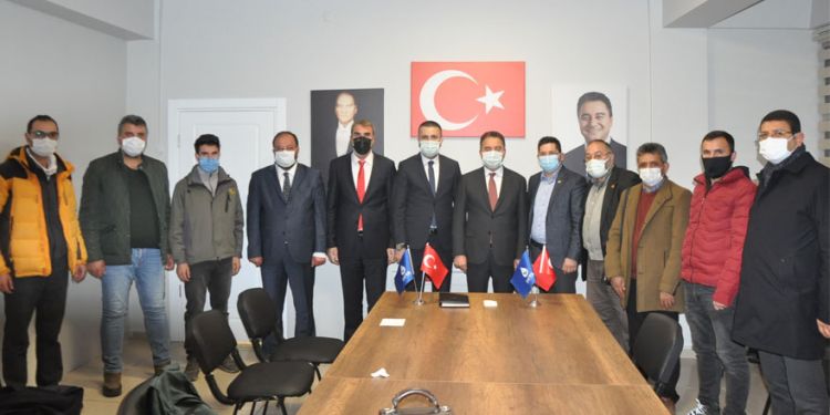 DEVA Partisi Genel Başkanı Ali Babacan, Kars basınıyla buluştu