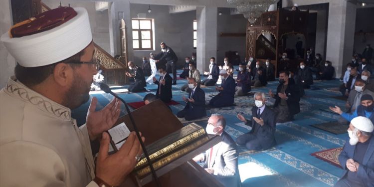 Kars’ın kurtarıcılarının ruhuna mevlid-i şerif okundu