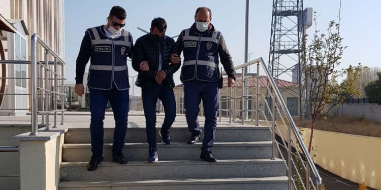 Kars’ta ‘akü’ hırsızları tutuklandı