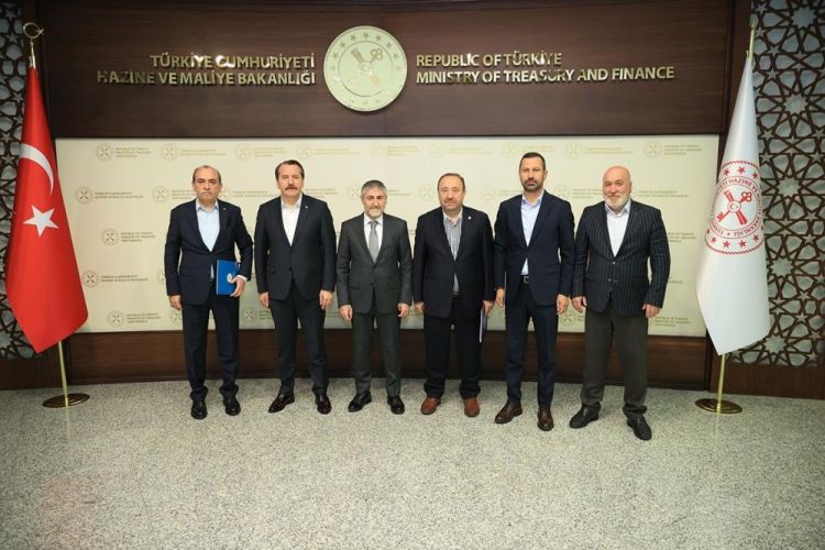 Memur-Sen heyetinden Bakan Nebati’ye ziyaret