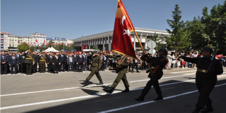 Kars’ta 30 Ağustos Zafer Bayramı coşkuyla kutlandı