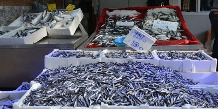 Balık tezgahları hafta sonları açık olacak