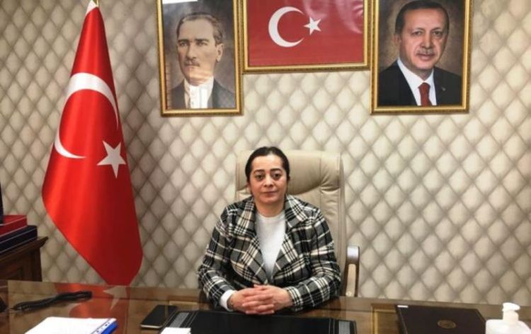 Alın teriyle  var olan tüm emekçi kadınların günü kutlu olsun