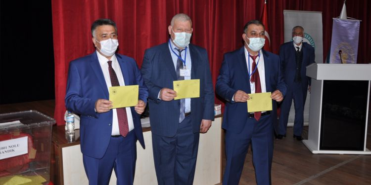 3 aday başkanlık için yarışıyor
