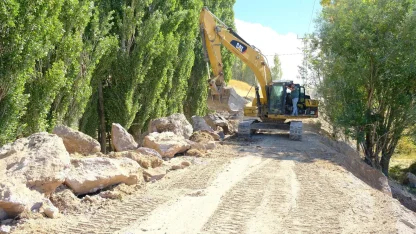 Ağrı'da altyapı güçlendirme çalışmaları sürüyor