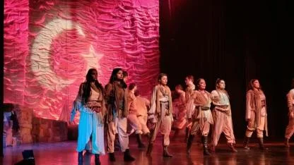 Kars'ta duygu yüklü gösteri