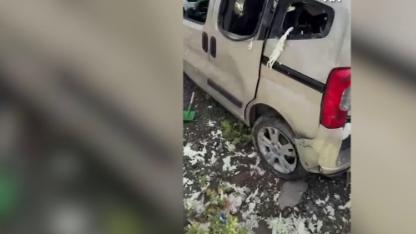 Şarampole devrilen araçtaki 3 kişi yaralandı
