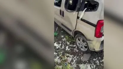 Şarampole devrilen araçtaki 3 kişi yaralandı