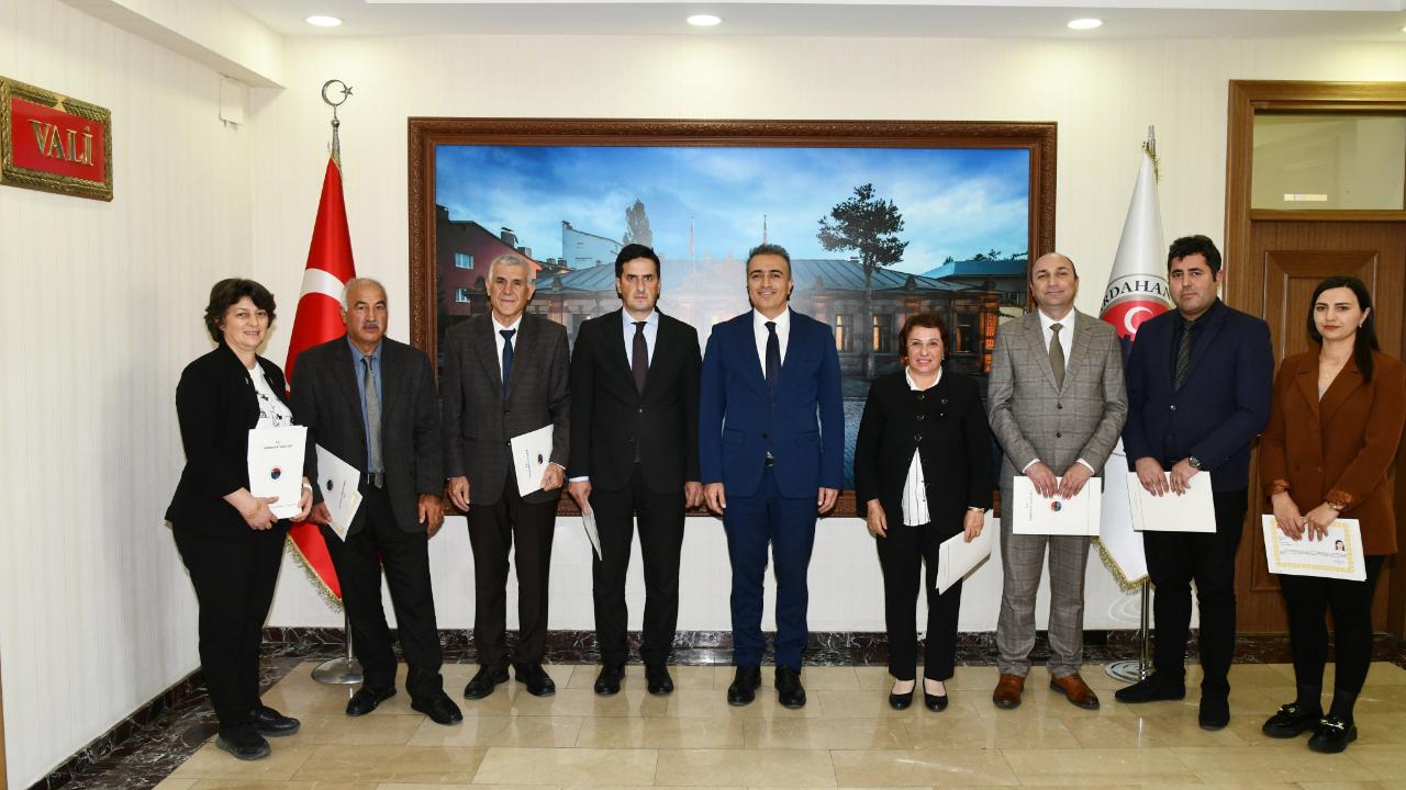 Ardahan&#039;da kimlik kartıyenileme işlemleri tamamlandı