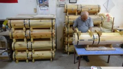 Çam ağacından üretilen arı kovanlarına yoğun talep