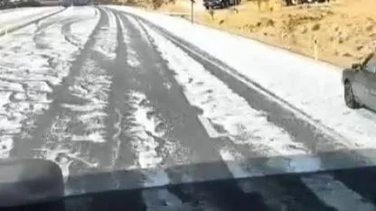 Dolu yağışı sürücülere zor anlar yaşattı