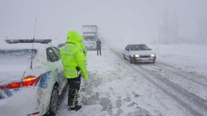 Erzincan’da yüksek kesimlere kar yağdı