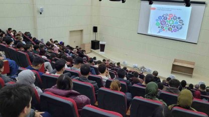 "Gençlik Güvenli Geleceğe "projesi kapsamında seminer düzenlendi