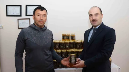 Erzurumlu bal üreticisinden örnek davranış