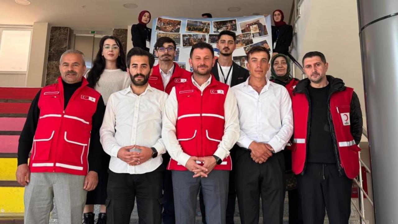 ETÜ öğrencilerinden anlamlı destek: &quot;Gazze’ye nefes ol&quot; kampanyasıyla Kızılay’a bağış