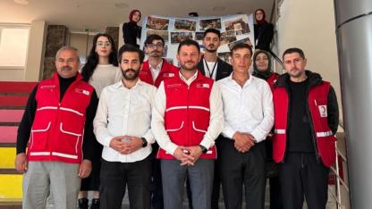 Öğrenciler Gazze’ye destek için Kızılay’a bağışta bulundular