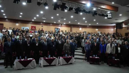 Iğdır Üniversitesi Rektörü Prof. Dr. Gürel: "Dede Korkut Türk milletinin hafızasında ortak bir ilminde yaşayan efsanevi bir kimliktir"