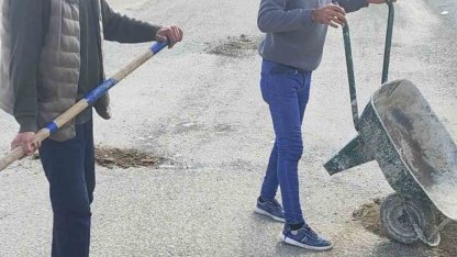 Iğdır’da şoförlerinden tepki: "Yollar çukur deryasına döndü"