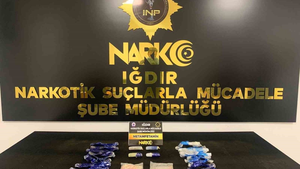 Iğdır’da &quot;uyuşturucu&quot; operasyonu: Makatından 130 gram uyuşturucu çıktı