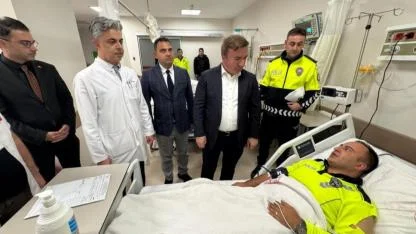 İhbara giden ekip otosu takla attı,3 polis memuru yaralandı