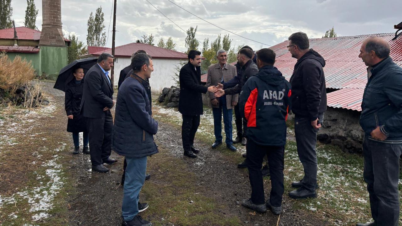 Kaymakam Tutal köyde yapılan çalışmaları inceledi