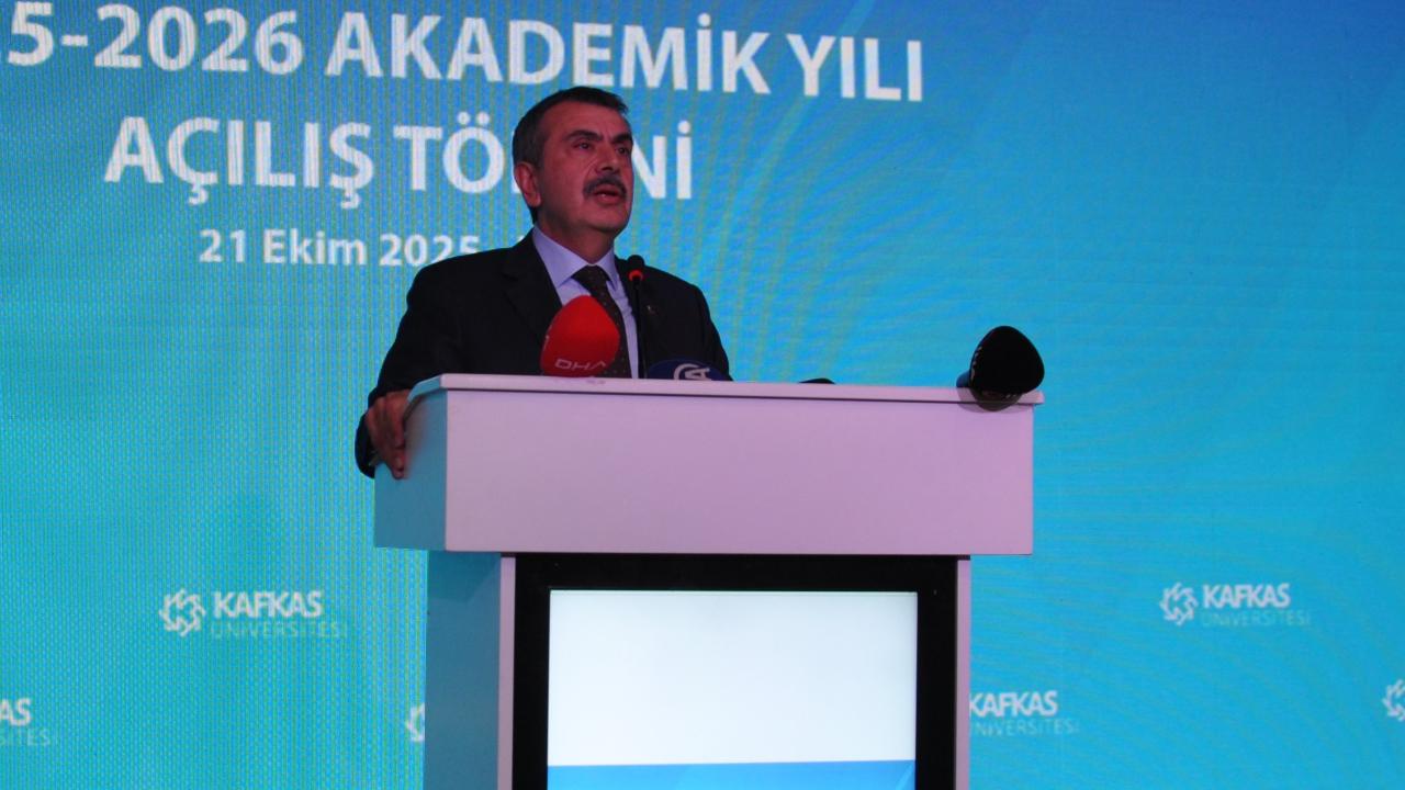 Milli Eğitim Bakanı Tekin: &quot;Terörsüz Türkiye sürecine sahip çıkmak, en çok da bu ülkenin entelektüellerinin, akademisyenlerinin görevi&quot;