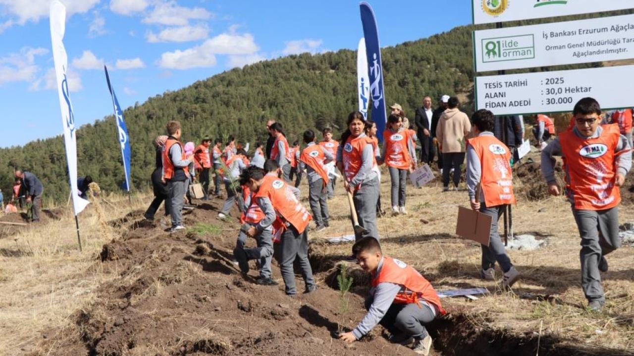 Oltu’da 5 bin fidan toprakla buluştu
