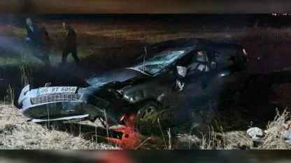 Otomobil şarampole devrildi: 1 ölü, 2'si çocuk 3 yaralı