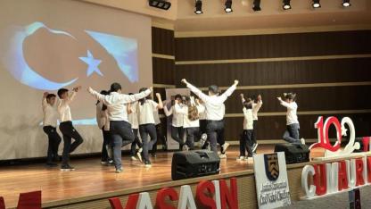 Özel Vakıf Okullarında Cumhuriyet coşkusu yaşandı