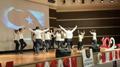 Özel Vakıf Okullarında Cumhuriyet coşkusu yaşandı