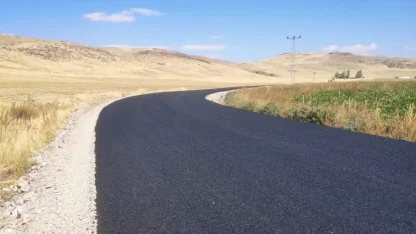 Konakbey-Uzunca köy yolu asfalta kavuştu