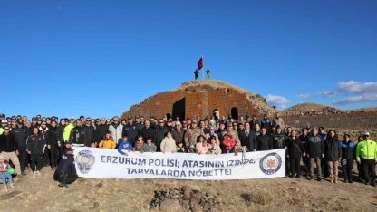 140 polis Büyük Höyük Tabyası’nda mıntıka temizliği yaptı
