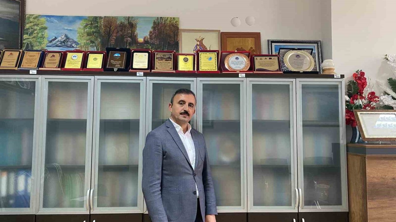 Prof. Dr. Kaya: &quot;Türkiye’de aile kurumu giderek zayıflıyor&quot;