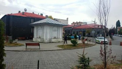 Sahibi belli değil: Suları 7/24 boşa akıyor