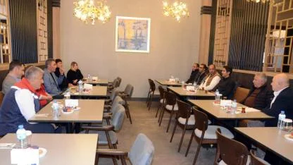 Sarıkamış'ta kış sezonunda uçak sefer ve saatleriyle ilgili toplantı düzenlendi