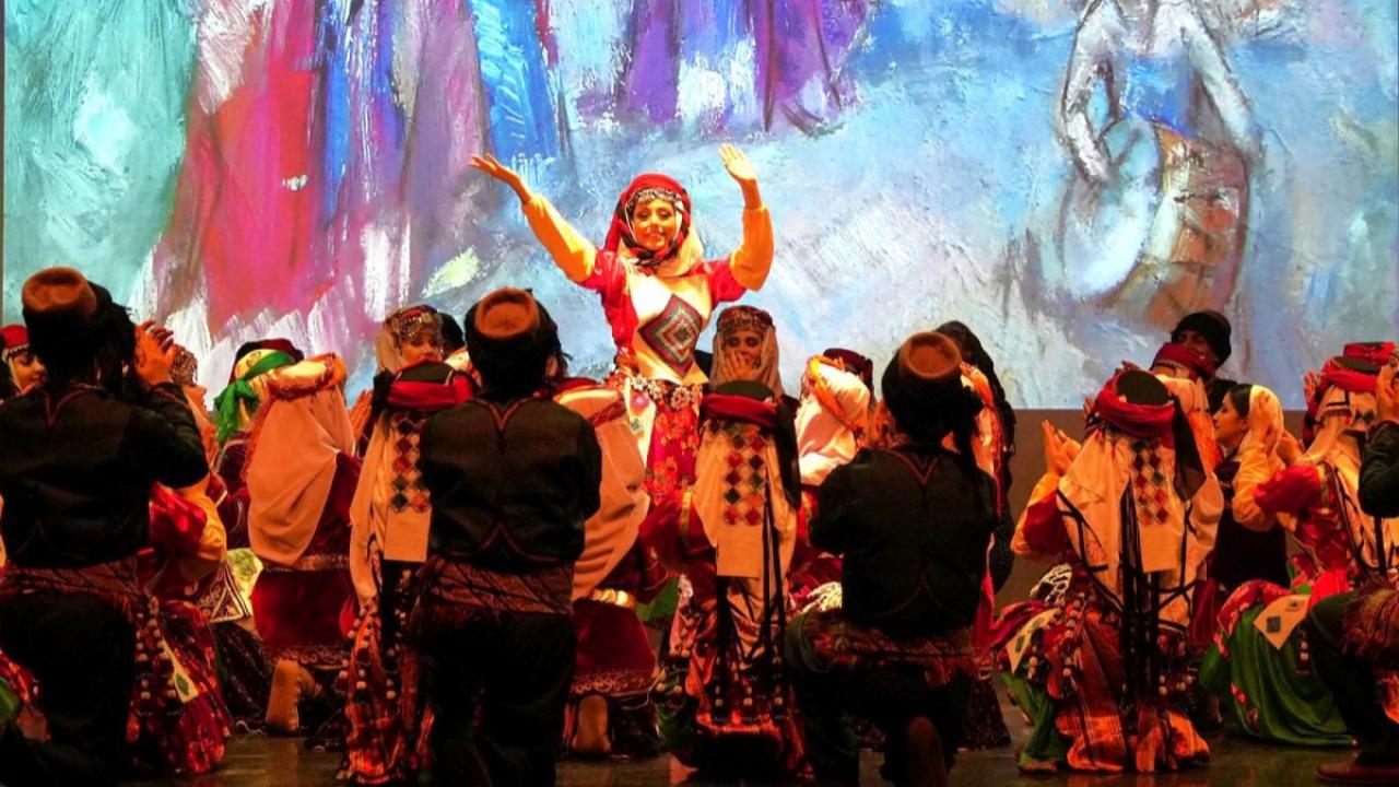 “Uca Dağlar” Kafkas Üniversitesinde sahnelenecek