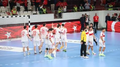 A Milli Hentbol takımı, Güney Kıbrıs'ı yenerek tur atladı