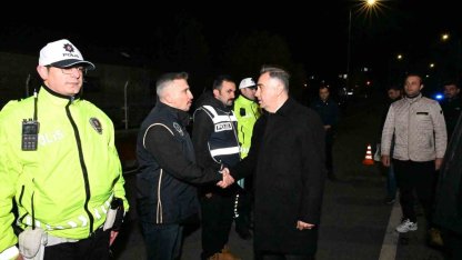 Ağrı Emniyet Müdürü Önder, KYK yurtlarında gece güvenlik tedbirlerini denetledi