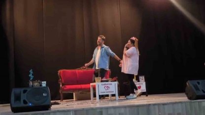 Ağrı’da "Ruh öküzüm" tiyatro oyunu sahnelendi