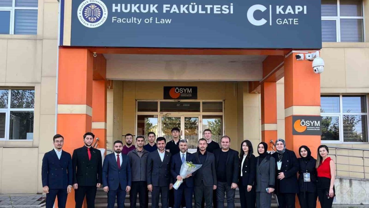 AK Parti İl Başkanı İbrahim Küçükoğlu, Atatürk Üniversitesi Hukuk Fakültesi öğrencileriyle buluştu