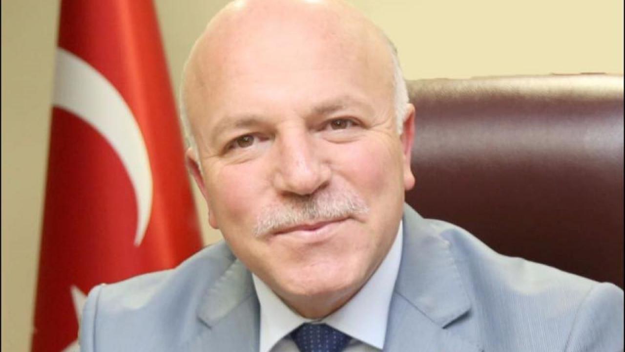 Başkan Sekmen; &quot;Saygı, minnet ve rahmetle anıyorum&quot;