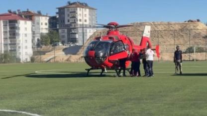 Beyin kanaması geçiren hasta, ambulans helikopterle nakledildi