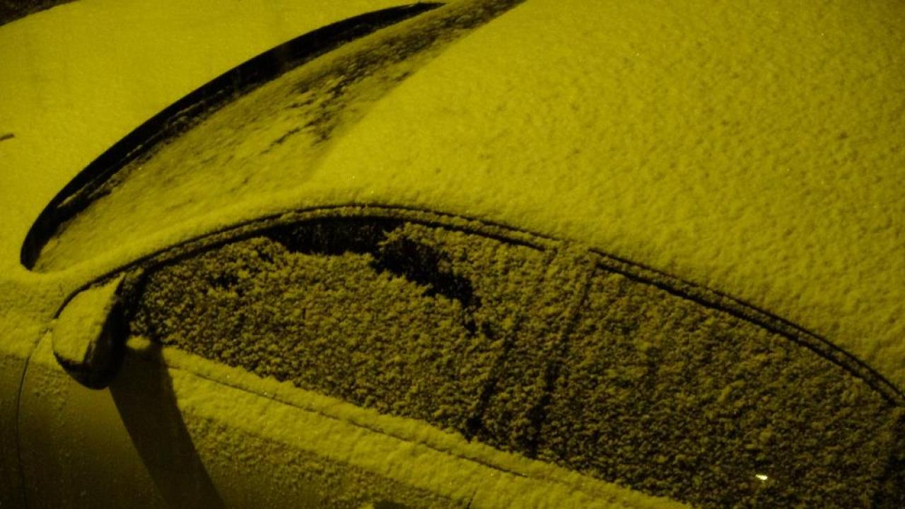 Bitlis&#039;e mevsimin ilk karı yağdı