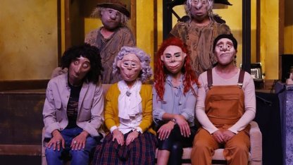 Devlet Tiyatrosu Sersemler Evi oyunuyla Kars’ta