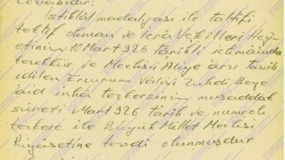 Erzurum Valisine İstiklal Madalyası