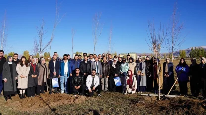 ETÜ’lü Mezunlar aynı çatı altında yeniden bir araya geldi