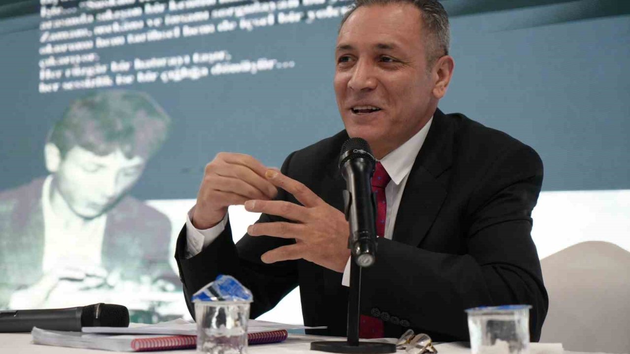 Gazeteci-Yazar Orhan Bozkurt’tan &quot;Şehir Yazarlığı&quot; üzerine söyleşi