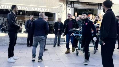 İş hanı bekçisi tuvalette ölü bulundu