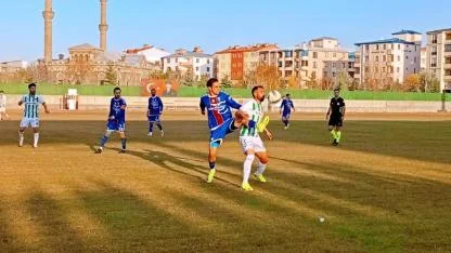Kars 36 Spor: 1 - Serhat Ardahanspor: 2